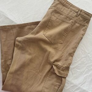 SHEIN Women's Tan Cargo Pants